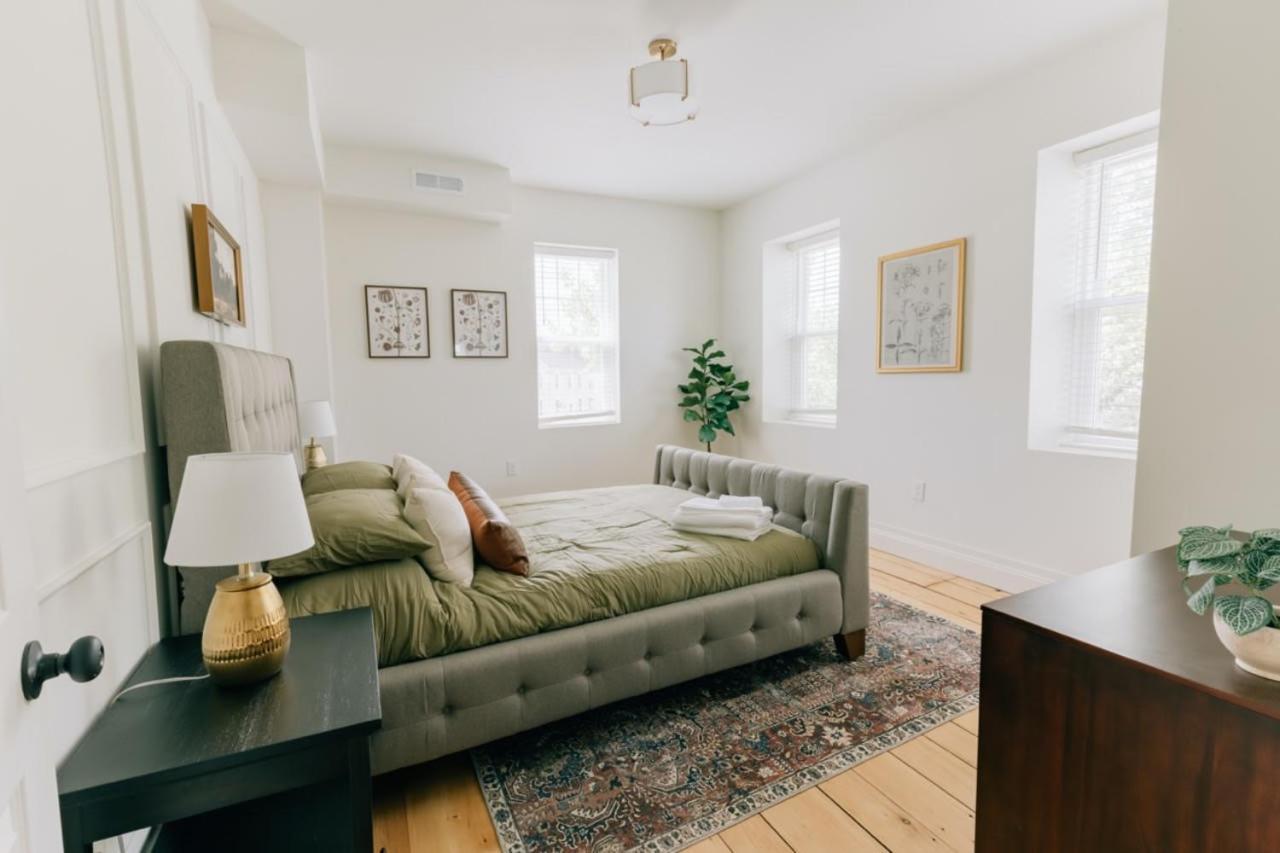 Newly Renovated Vintage Inspired Large 4 Bedroom Home Mount Joy Екстер'єр фото