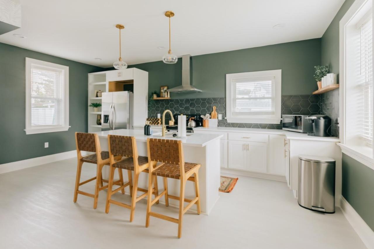 Newly Renovated Vintage Inspired Large 4 Bedroom Home Mount Joy Екстер'єр фото